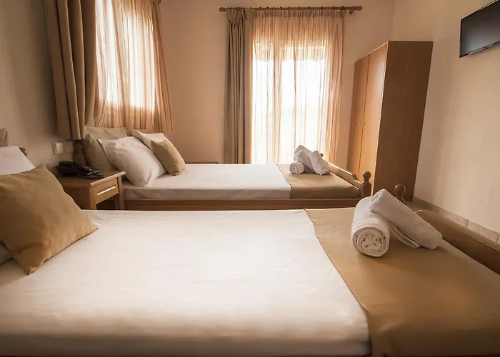 Atira Aparthotel Olympiakí Aktí