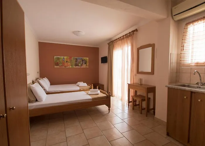 Aparthotel Atira 3*