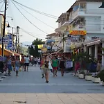 Atira Apartahotel