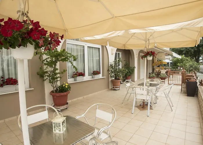 Atira Olympiakí Aktí