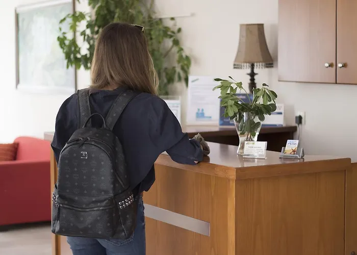 Atira Apartahotel 3*