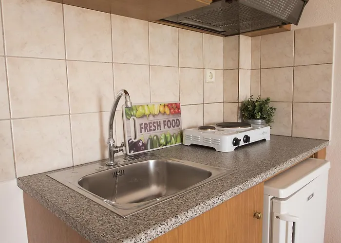 Atira Apartahotel 3*