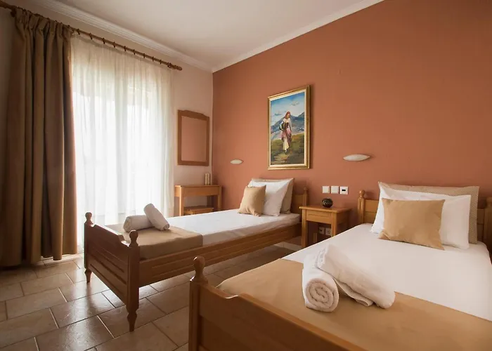 Atira 3* Olympiakí Aktí